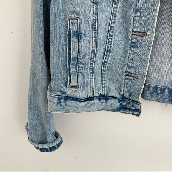 LOFT Light Denim Jacket - Picture 6 of 8